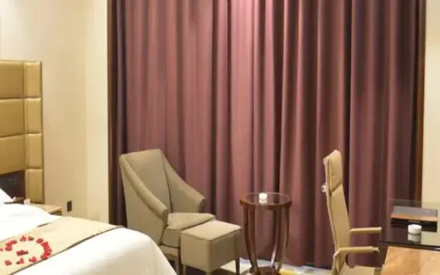 Butter Lamp Holiday Hotel