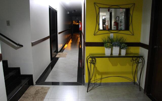 Paradise Hotel