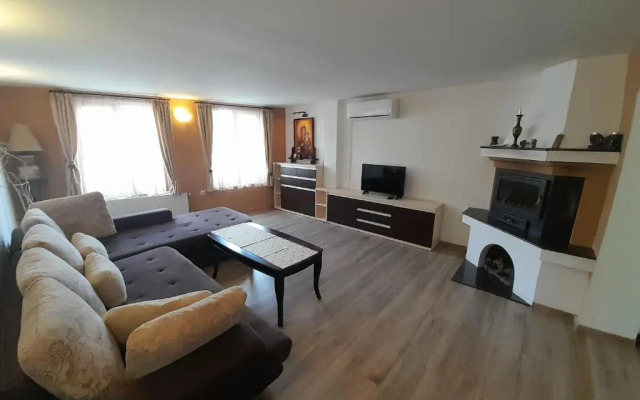 Къща за гости Роден край 2