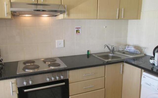 Point Village Accommodation - Santos 5