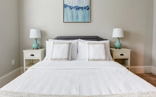 2 bedroom, Queens Road