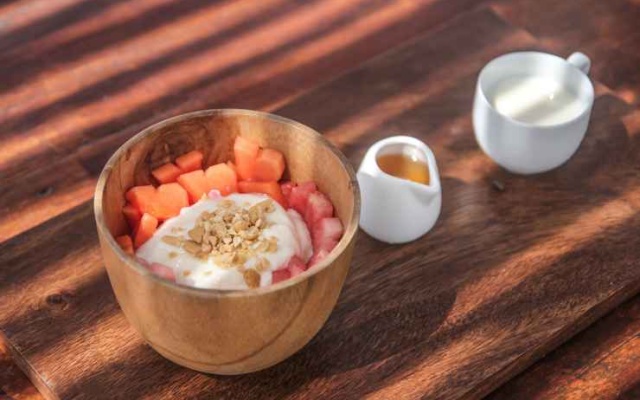 Tropical Beach Resort Sumbawa – Meal – Sekongkang