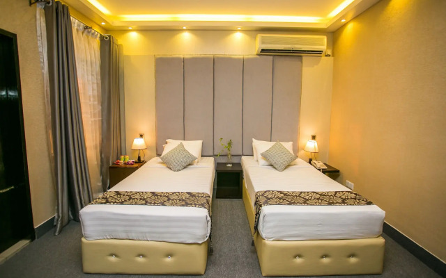 Hotel Tropical Daisy