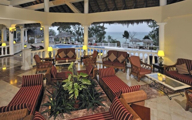 Paradisus Rio De Oro Resort & Spa
