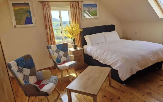 Villa Daffodil - Sleeps 2 & Stunning Seaside Views
