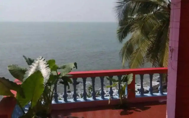 Goroomgo Om Ganesh Naik Cliff Side Guest