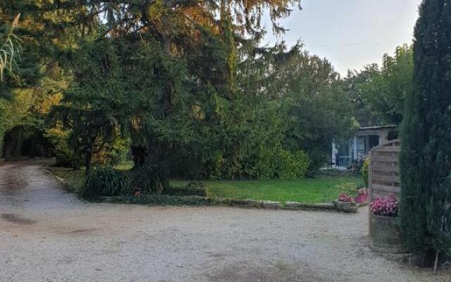 Charming house near AVIGNON