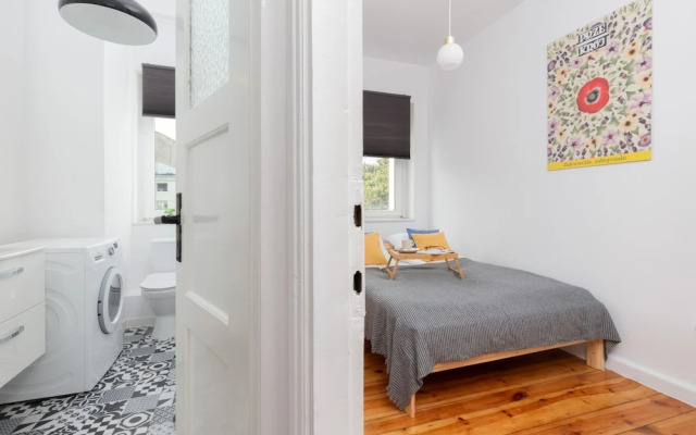 Apartment by the Park Gdynia by Renters