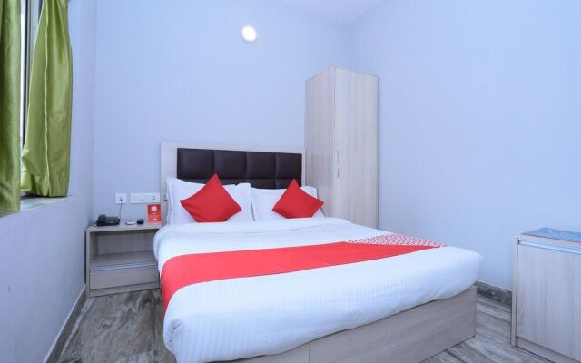 OYO Flagship 16910 Hotel Prince Palace