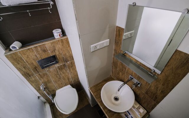 Hotel Monarch Guestline in MIDC Rabale, Navi Mumbai