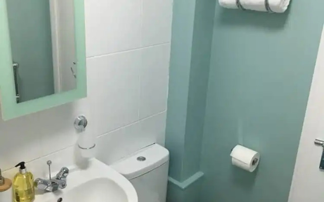 Lovely 2- Bed Apartment in Hawick