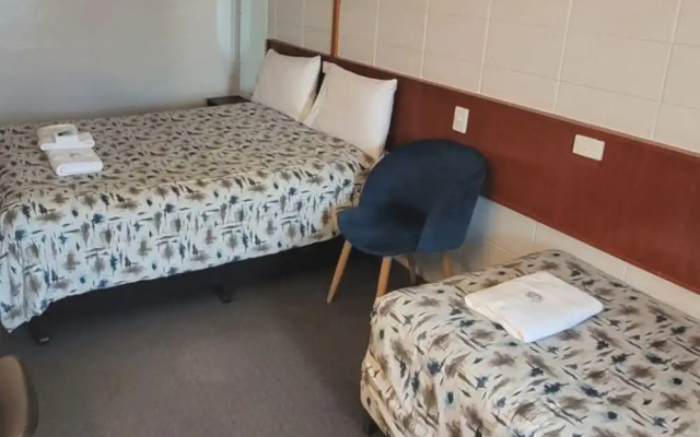 Innisfail City Motel