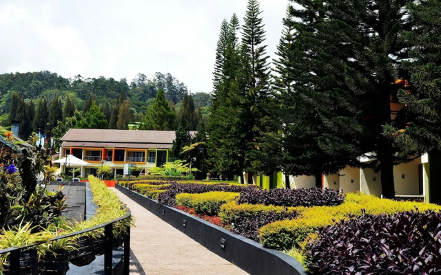 Mikie Holiday Resort & Hotel