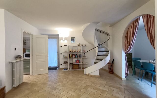 JOIVY Villa Milva W/ Car Park Beside The Beach