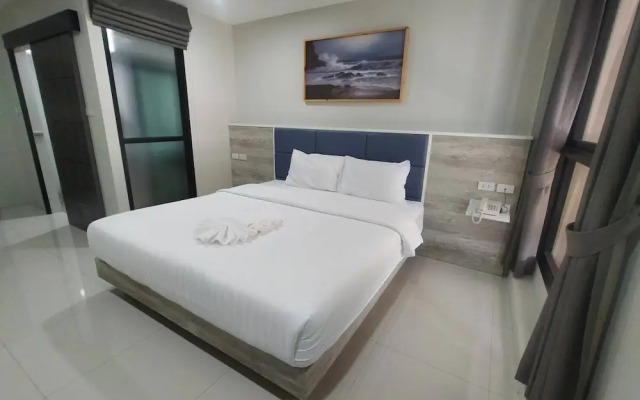 Sattahip 9 Boutique Hotel OYO Rooms