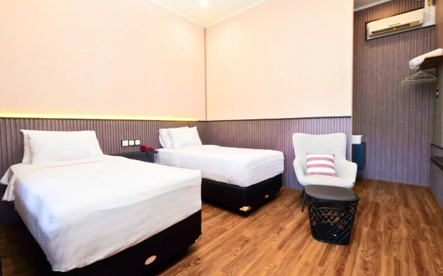 Berlian Abadi Hotel By Sinergi