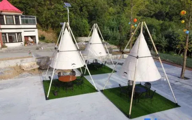 Shennongjia Mangu Homestay