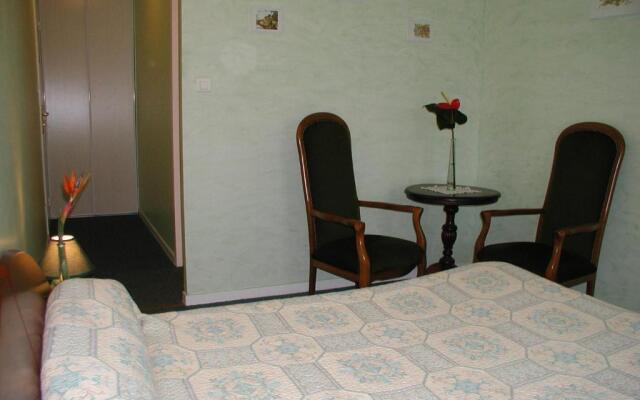 Hôtel Auberge de la Nauze