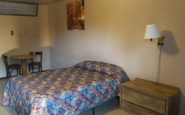River's End Motel