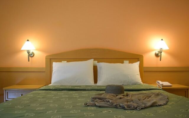 Hotel Serenity Tolo