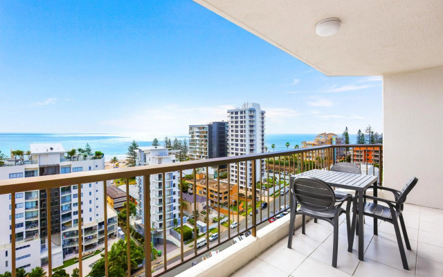 Rainbow Commodore Apartments