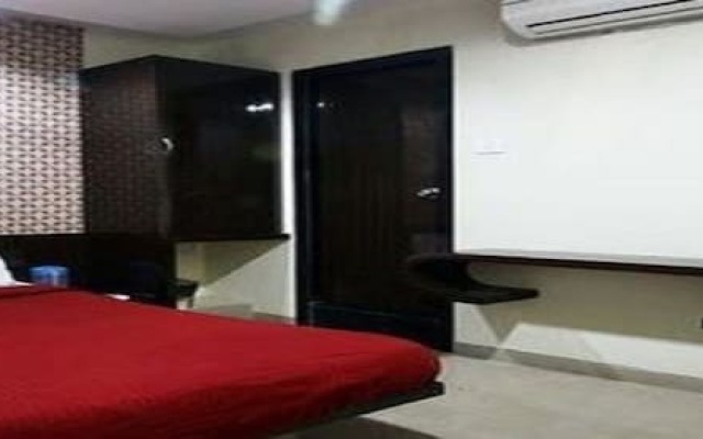 Room Maangta 100 - Andheri East