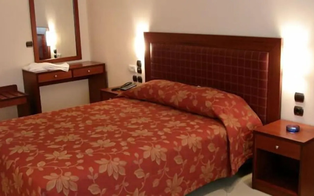 Theoxenia Hotel