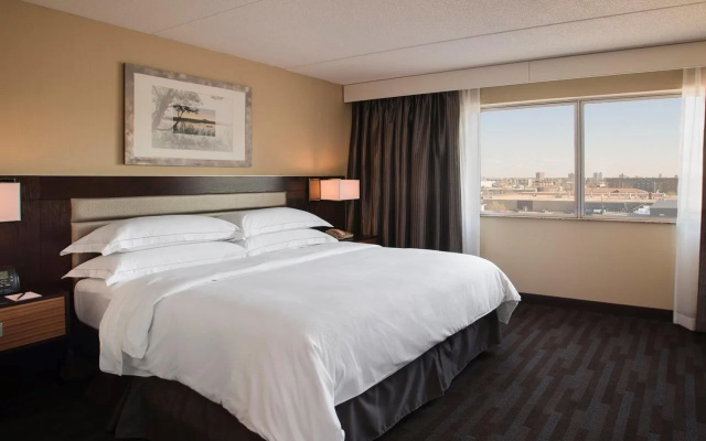 Hilton Winnipeg Airport Suites