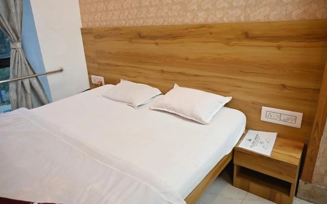 OYO 27950 Hotel Priyanka International