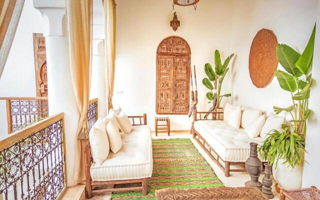Marrakesh Villa Sleeps 14 with Pool