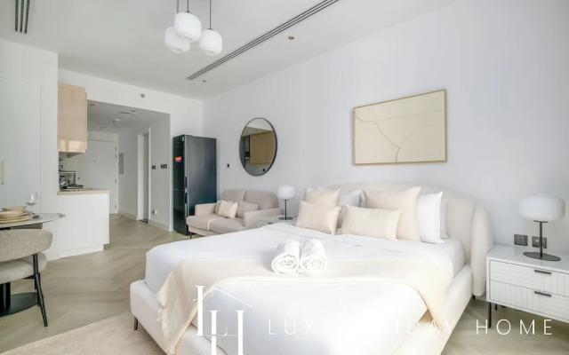 LUX Burj Khalifa Downtown View Studio 2