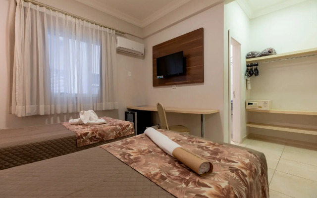Tarobá Hotel