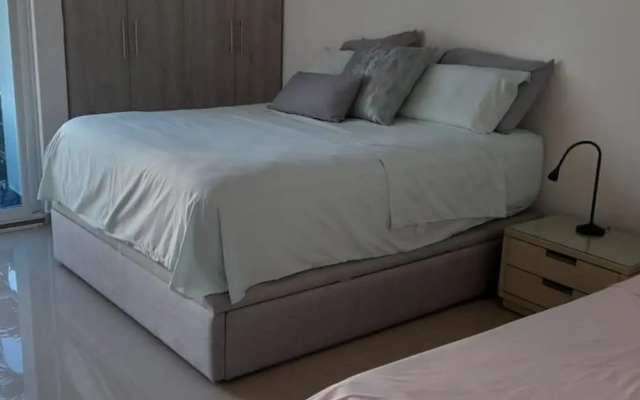 Quinta Moderna Piscina Privada Via Girar