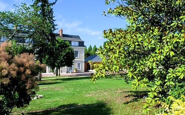 Le Haut des Lys, The Originals Relais (Relais du Silence)