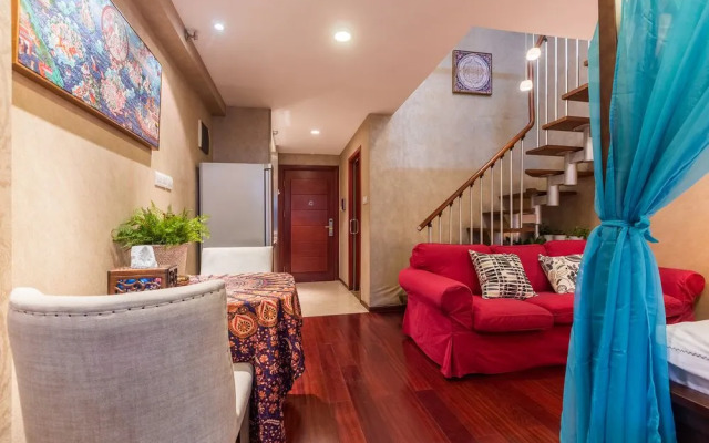 Summer Flower Apartment