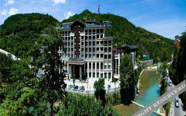 Jinfoshanwenquanjiari Hotel