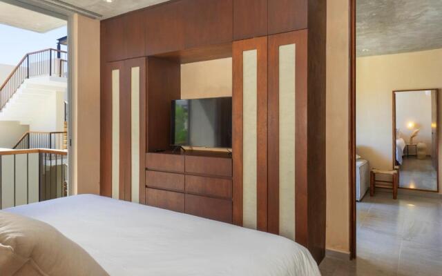 2 BedBath PRIVATE Rooftop & Pool for 6