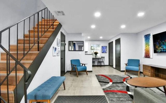 Private 2-bedroom Wilton Villas