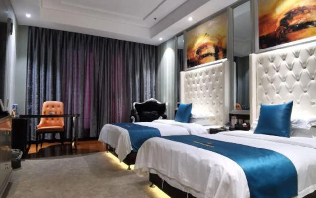 Longchang Holiday Hotel