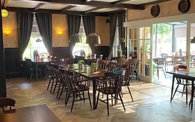 Hotel Eetcafé 't Dûke Lûk