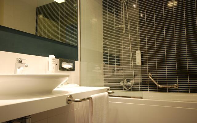 Holiday Inn Milan Nord Zara by IHG