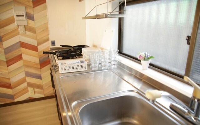 Omotenashi House Part 1 (174-1)