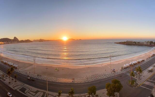Studio Frente Mar em Copacabana | A 3806/1203