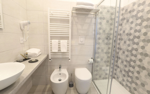 Cadorna Luxury Hotel