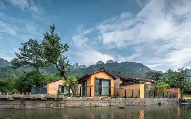 Loushixiehou Guesthouse