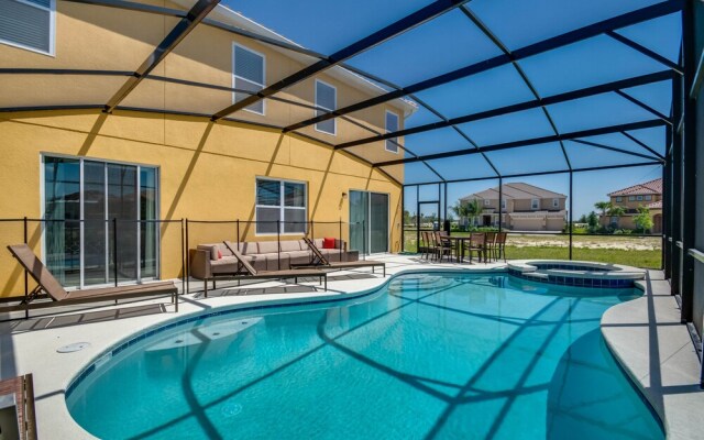 Solterra - 6005 Broad Oak Drive