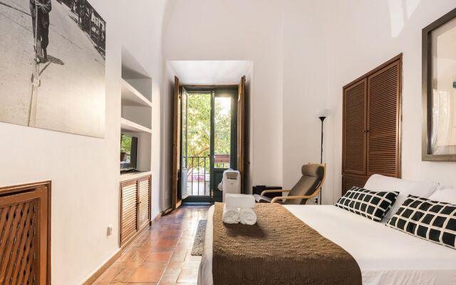 Vegas Apartment Center