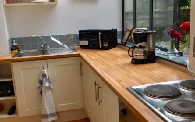 Spacious 3 Bedroom Family Home in North Strand
