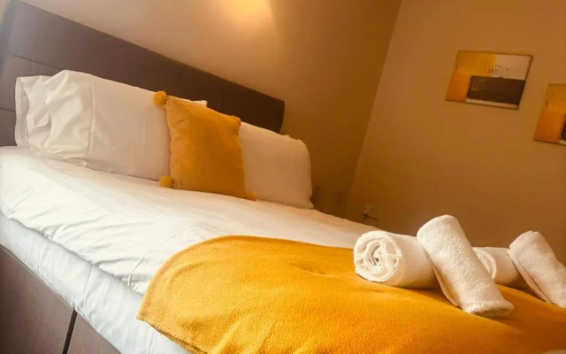 OYO The Croppers Arms