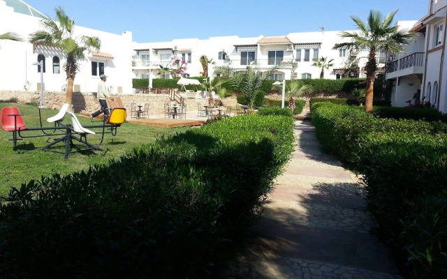 Logaina Sharm Resort